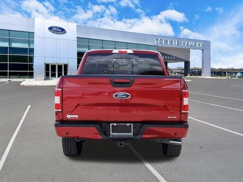 Used 2018 Ford F150 XLT w/ Equipment Group 302A Luxury RWD image 3