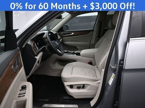 New 2026 Volkswagen Atlas SE image 9