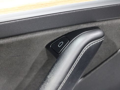 Used 2021 Tesla Model 3 Long Range AWD/4WD image 8
