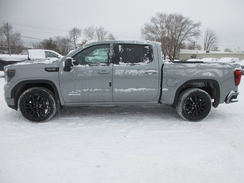 New 2026 GMC Sierra 1500 Elevation image 9