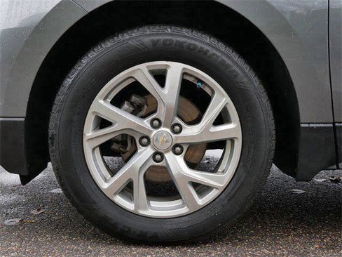 Used 2018 Chevrolet Equinox Premier image 9