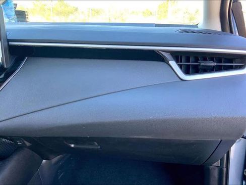 Certified 2025 Toyota Corolla LE image 18