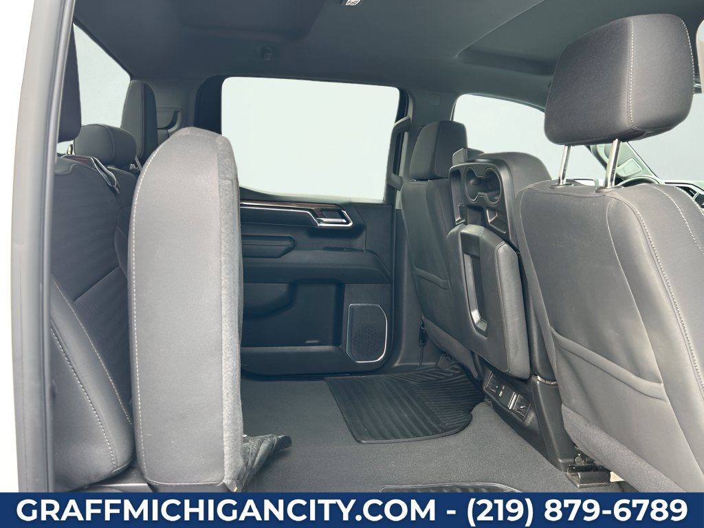 Used 2025 Chevrolet Silverado 1500 LT AWD/4WD image 27
