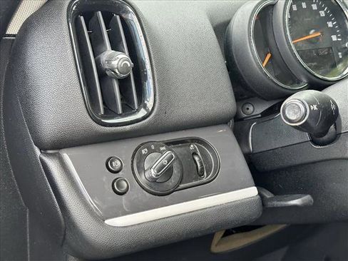 Used 2018 MINI Cooper Countryman S FWD image 19