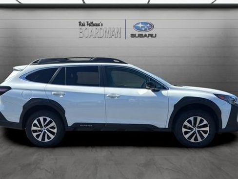 Used 2024 Subaru Outback Premium AWD/4WD image 3