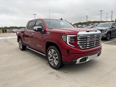 Used 2024 GMC Sierra 1500 Denali w/ Denali Reserve Package AWD/4WD image 1