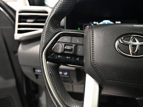 Used 2023 Toyota Sequoia Platinum image 23