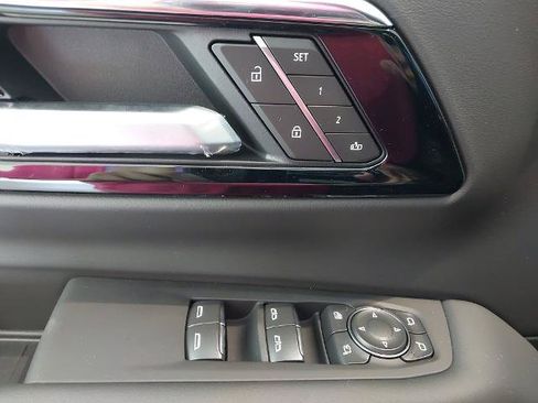 New 2026 Chevrolet Suburban High Country w/ Sun And Tow Package AWD/4WD image 26