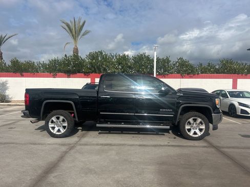 Used 2014 GMC Sierra 1500 SLT w/ SLT Crew Cab Value Package image 2
