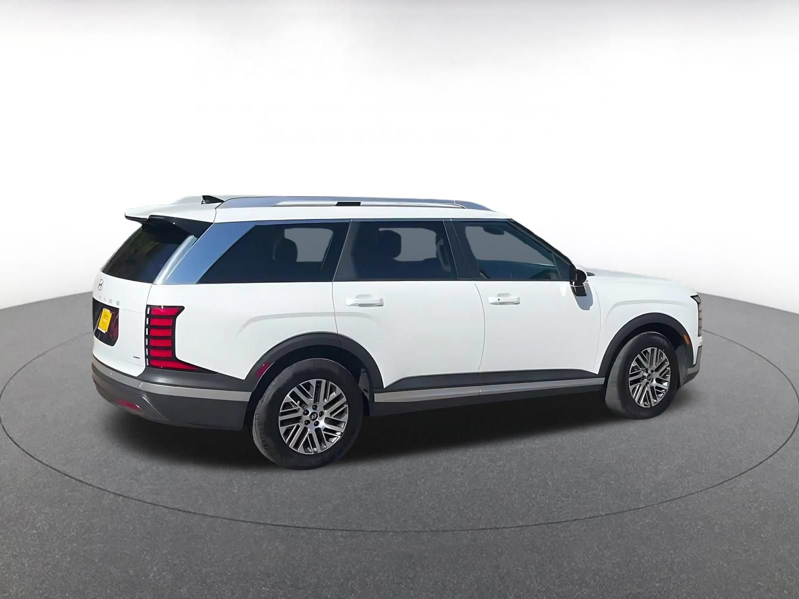 Used 2026 Hyundai Palisade SEL AWD/4WD image 14