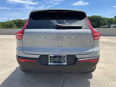 Certified 2026 Volvo XC40 B5 Plus AWD/4WD image 7