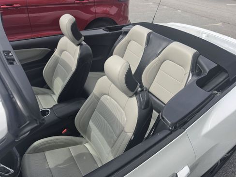 Used 2024 Ford Mustang Premium RWD image 5
