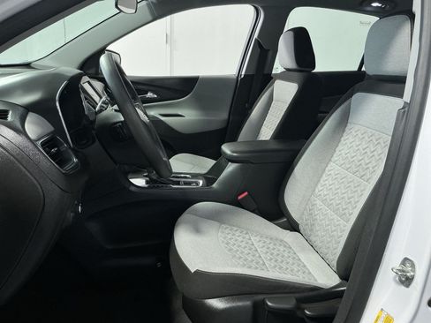 Used 2024 Chevrolet Equinox LS FWD image 14