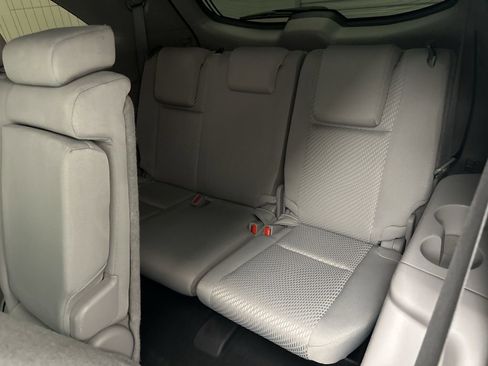 Used 2019 Toyota Highlander LE image 14