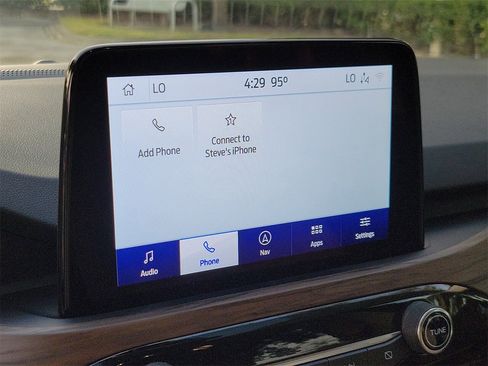 Used 2020 Ford Escape Titanium image 24