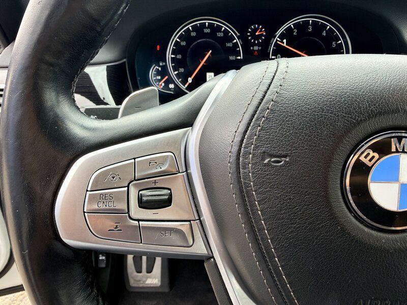 Used 2019 BMW 740i w/ M Sport Package RWD image 12