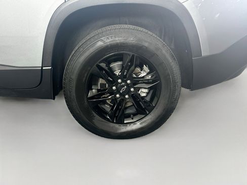 Used 2023 Chevrolet Traverse LS w/ Midnight/Sport Edition AWD/4WD image 11