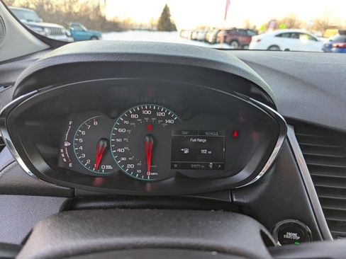 Used 2019 Chevrolet Trax LT w/ Redline Edition image 12