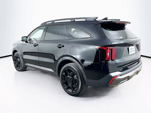 Used 2025 Kia Sorento SX Prestige w/ Sage Leather Package AWD/4WD image 4