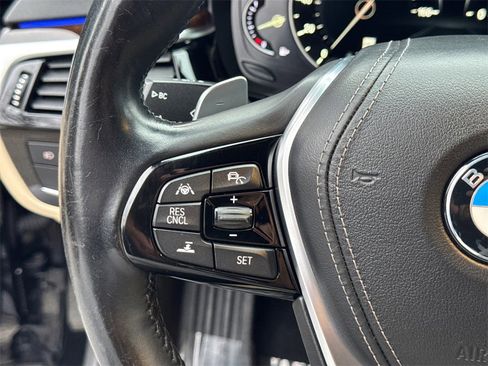 Used 2017 BMW 540i image 25
