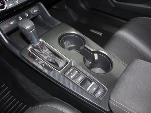 Used 2025 Honda Civic Sport image 28