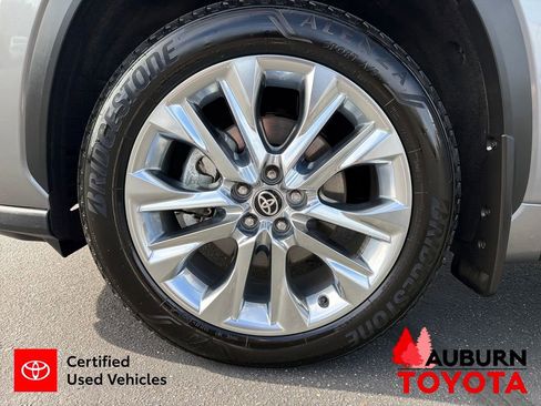 Certified 2026 Toyota Highlander Limited image 24