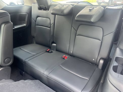 New 2026 Nissan Pathfinder SL w/ SL Premium Package FWD image 19