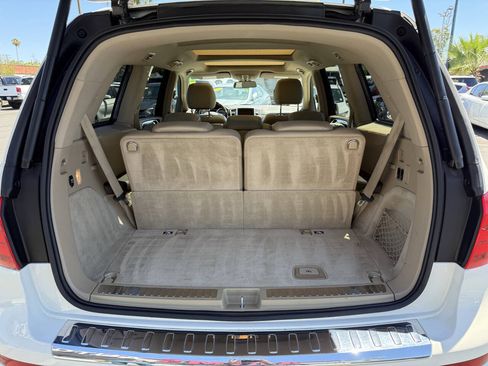 Used 2013 Mercedes-Benz GL 450 4MATIC image 26