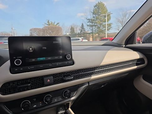 Certified 2023 Honda HR-V LX image 17