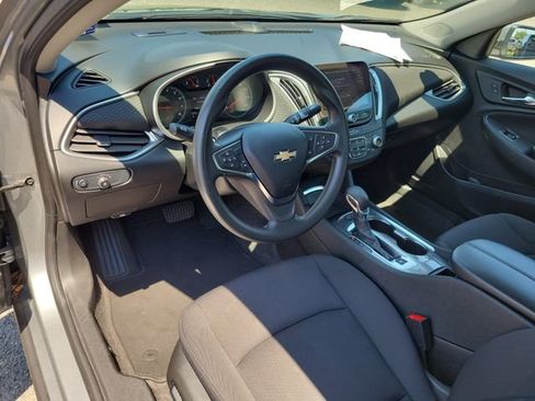 Certified 2025 Chevrolet Malibu LT FWD image 23