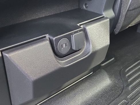 New 2026 Ford F250 XL AWD/4WD image 23