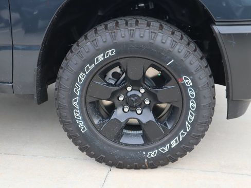 New 2026 RAM 1500 Warlock AWD/4WD image 17