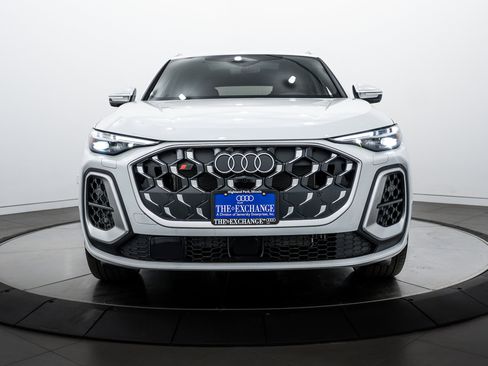 New 2025 Audi SQ5 Premium Plus image 24