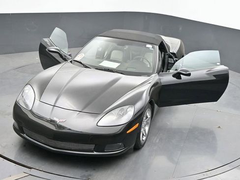 Used 2007 Chevrolet Corvette Convertible w/ Preferred Equipment Group RWD image 49