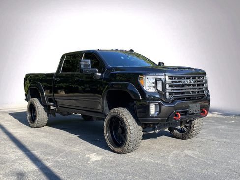 Used 2021 GMC Sierra 2500 AT4 w/ AT4 Premium Plus Package AWD/4WD image 2
