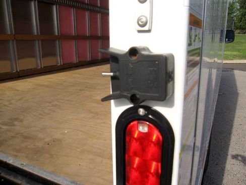 Used 2025 Chevrolet Express 3500 w/ Power Convenience Package RWD image 14