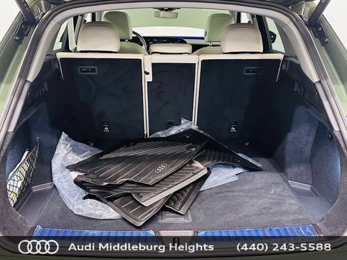 Certified 2025 Audi Q5 Premium w/ Convenience Package AWD/4WD image 29