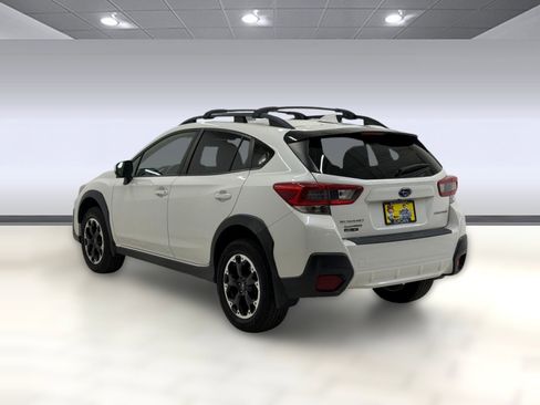 Used 2021 Subaru Crosstrek 2.0i Premium w/ Popular Package #3 AWD/4WD image 2