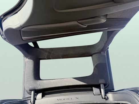 Used 2024 Tesla Model X Long Range image 42