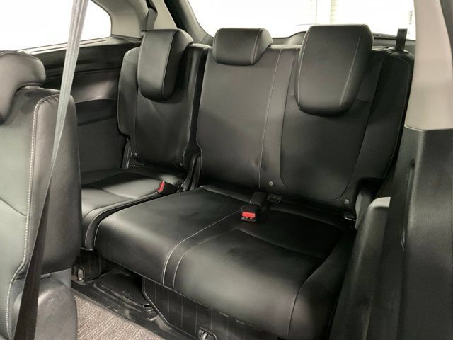 Certified 2024 Honda Odyssey Touring image 12
