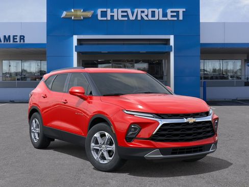 New 2026 Chevrolet Blazer LT w/ Convenience Package FWD image 32