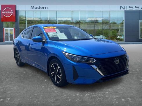 Used 2025 Nissan Sentra SV w/ All-Weather Package FWD image 3