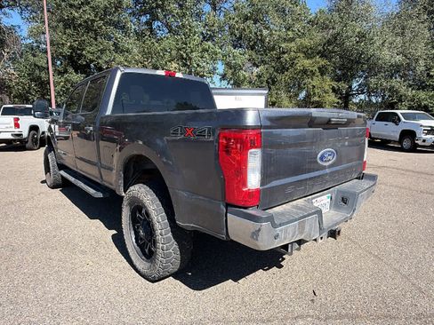 Used 2017 Ford F250 XLT w/ XLT Value Package AWD/4WD image 8