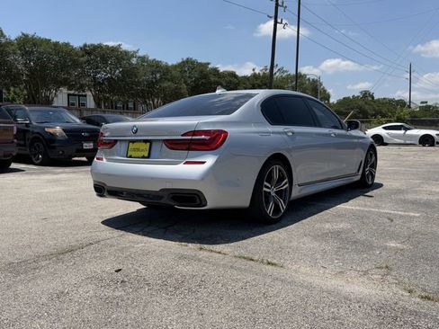Used 2019 BMW 740i w/ Executive Package RWD image 7