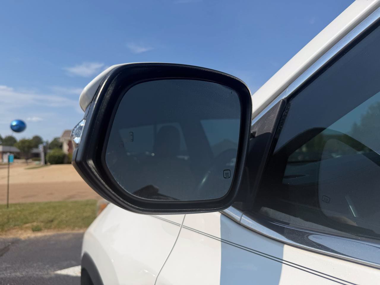 Used 2019 Toyota Highlander XLE FWD image 9