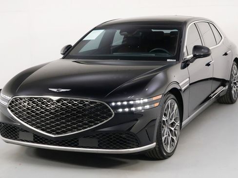 Used 2024 Genesis G90 3.5T image 61