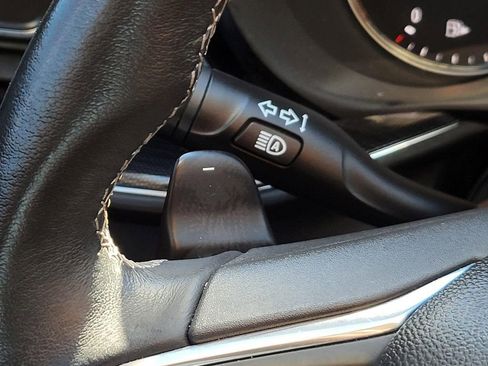 Used 2023 Buick Envision Essence w/ Technology Package I image 36