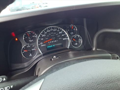 Used 2019 Chevrolet Express 3500 w/ Power Convenience Package image 10