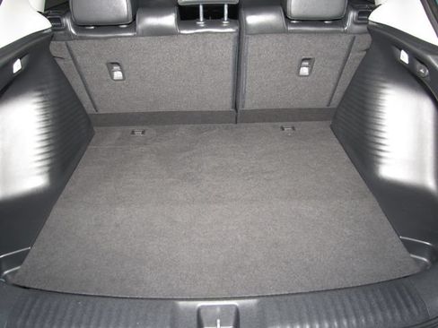 Certified 2024 Honda HR-V EX-L image 17