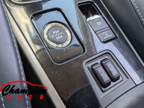 Used 2019 Mitsubishi Outlander SE image 27